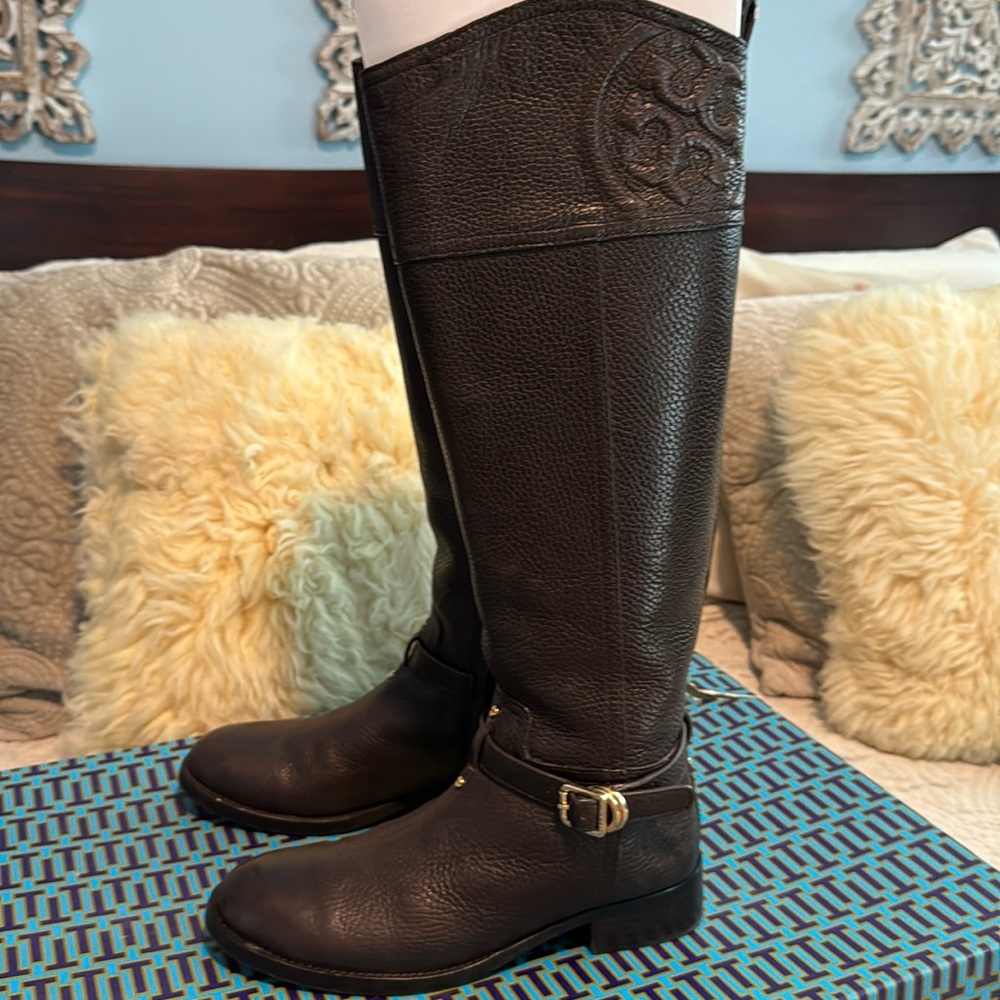 Tory Burch Marlene Riding boots in tumbled leather